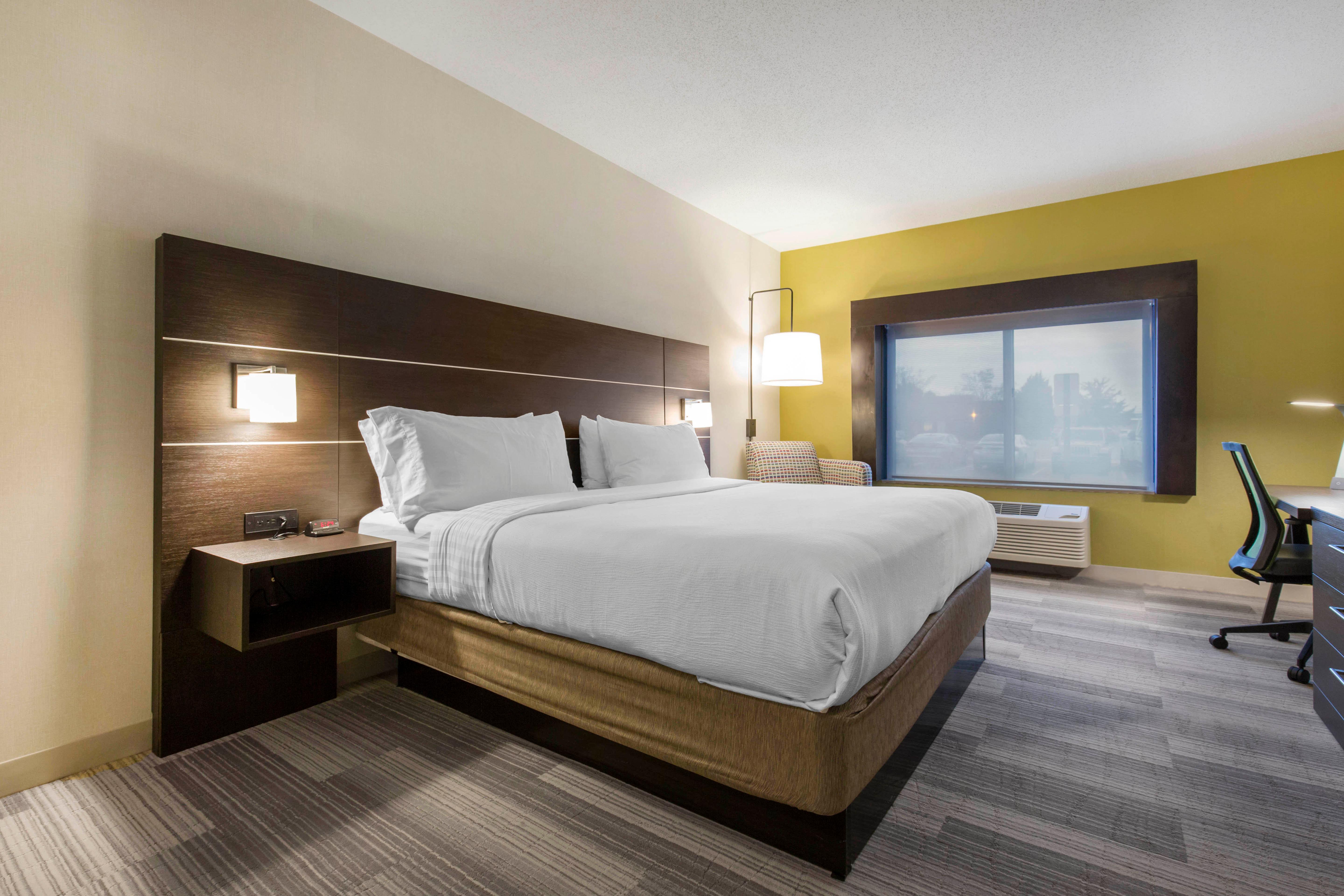 Holiday Inn Express And Suites Chicago West - St Charles By Ihg Сент-Чарлз Екстер'єр фото